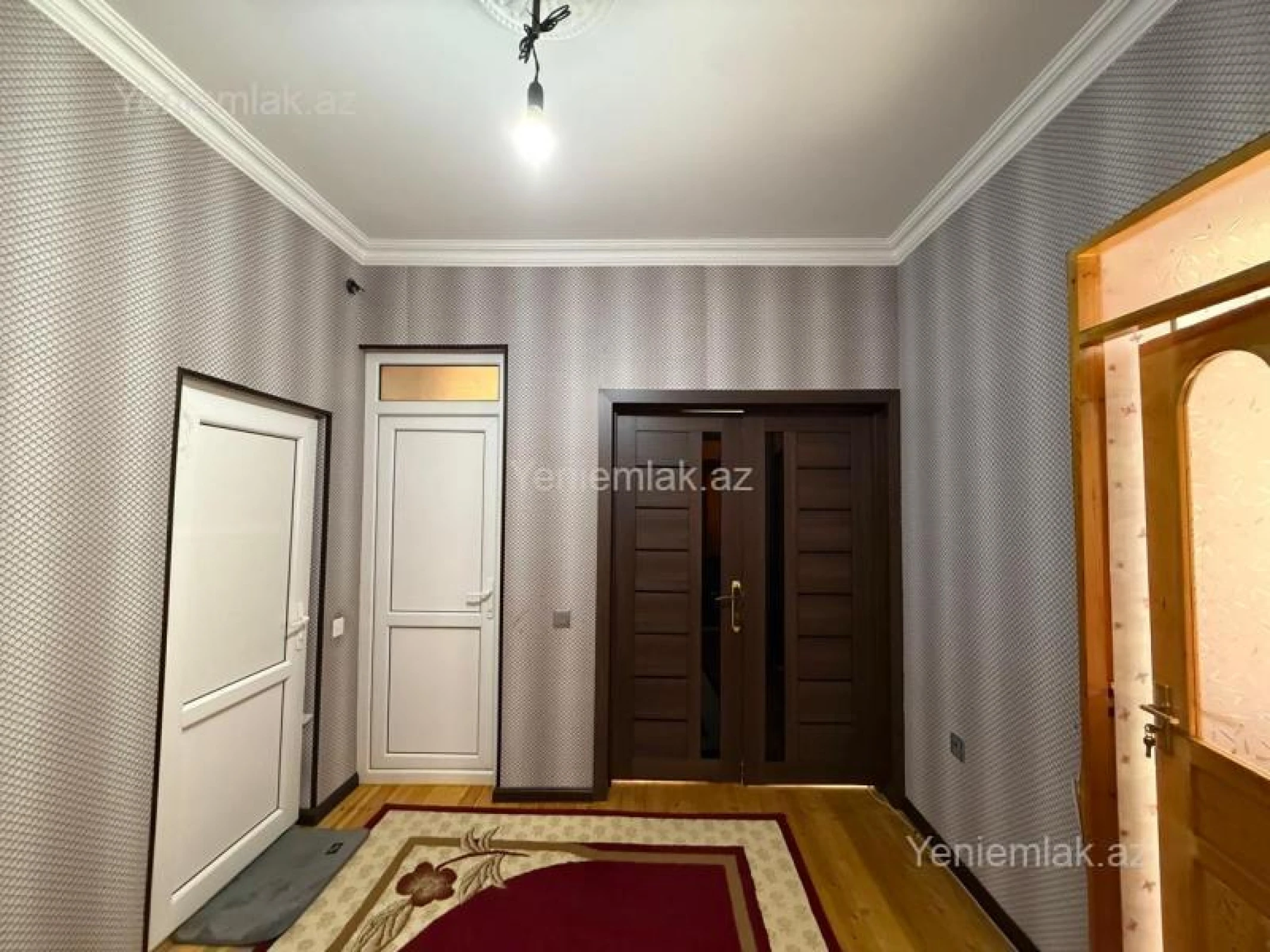 Satılır 4 otaqlı həyət evi 130 m²