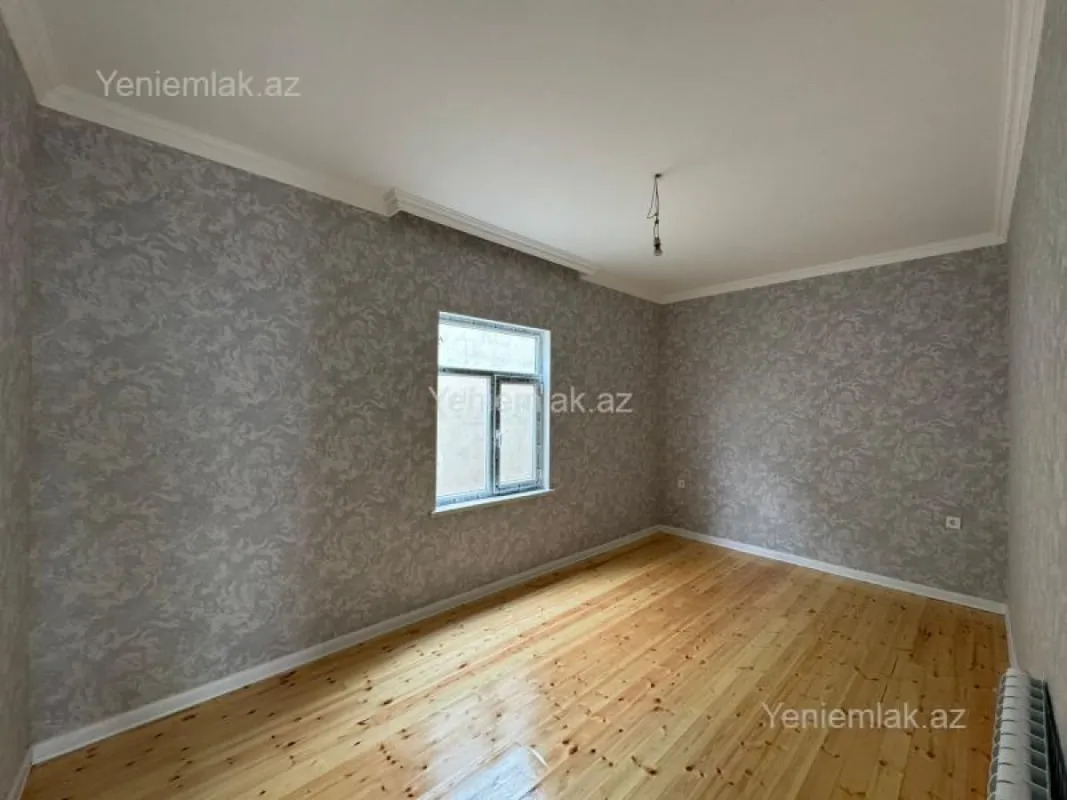 Satılır 4 otaqlı həyət evi 135 m²