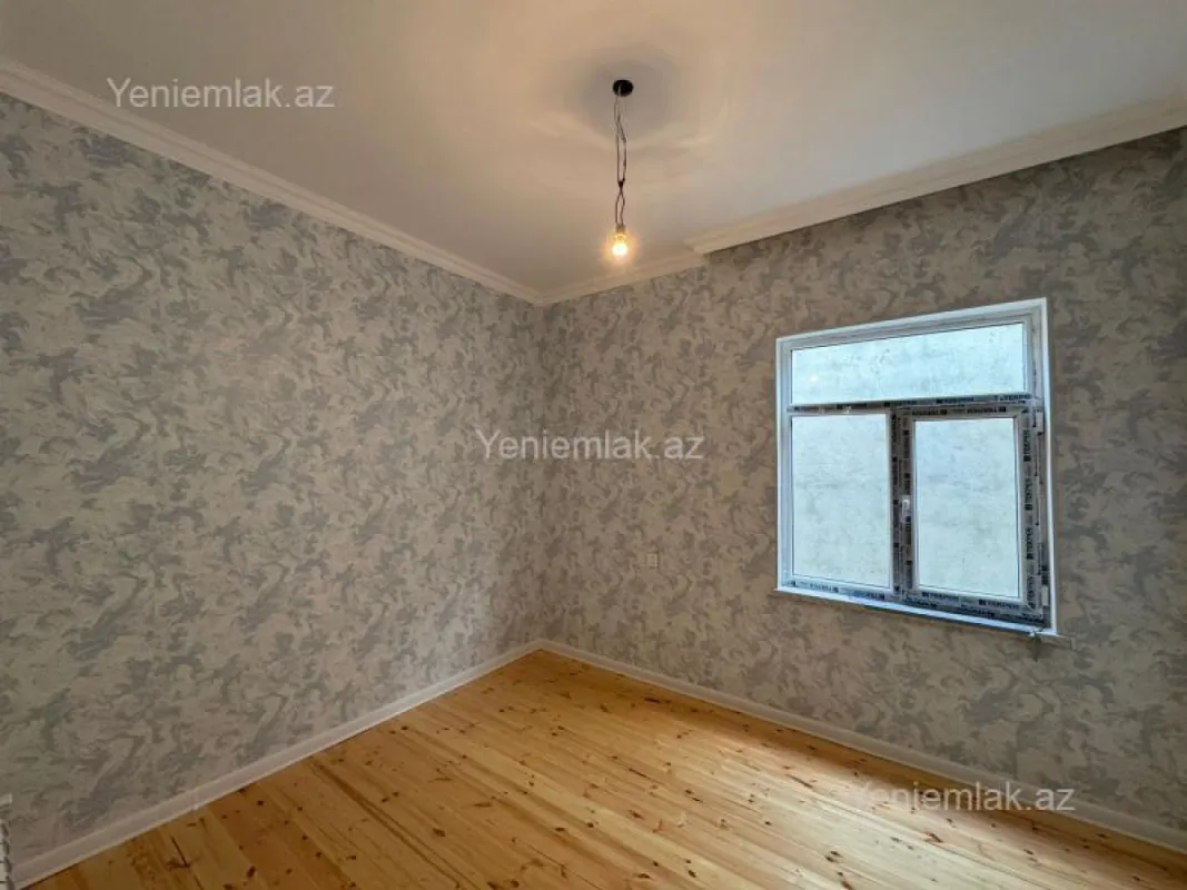 Satılır 4 otaqlı həyət evi 135 m²