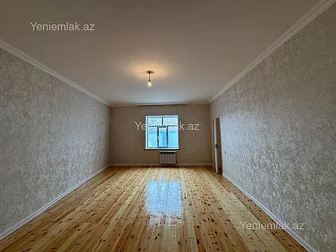 Satılır 4 otaqlı həyət evi 135 m²