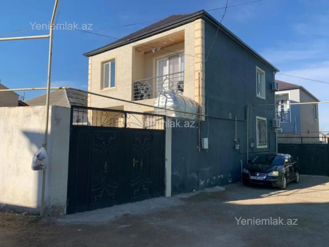 Satılır 4 otaqlı həyət evi 160 m²