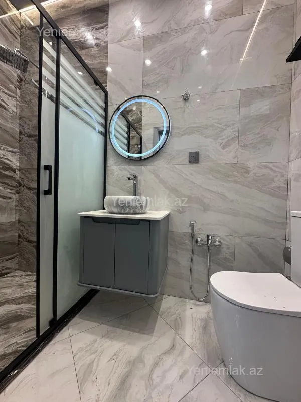 Satılır 4 otaqlı həyət evi 140 m²