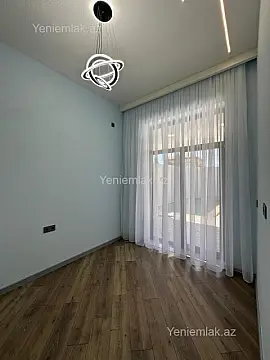 Satılır 4 otaqlı həyət evi 140 m²