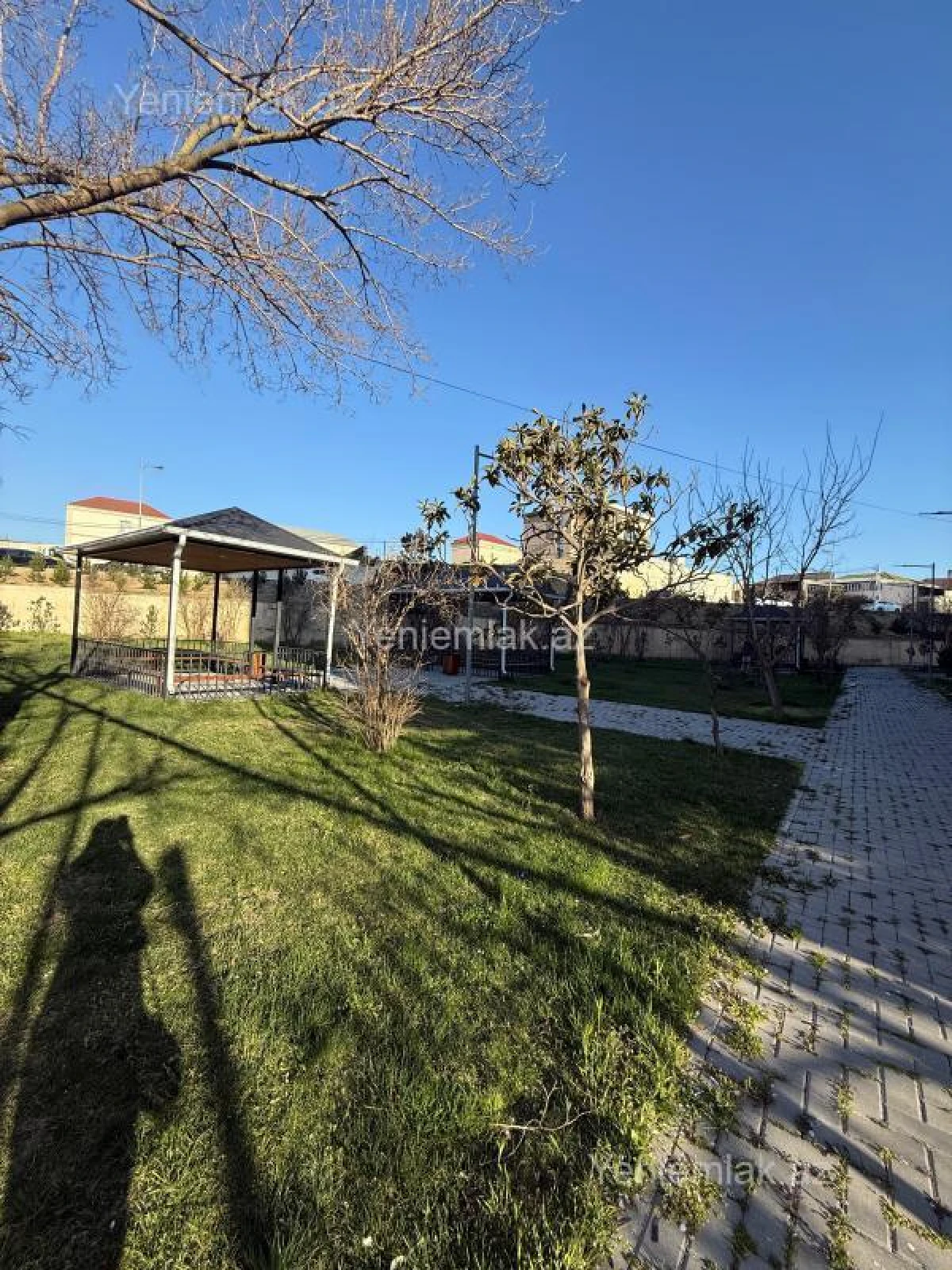 Satılır 3 otaqlı köhnə tikili 80 m²