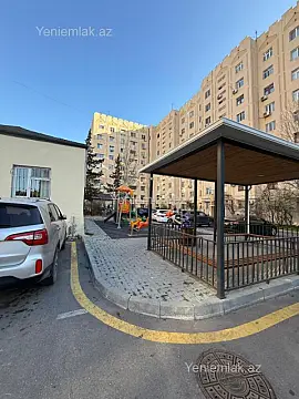 Satılır 3 otaqlı köhnə tikili 80 m² — Bakı, Nizami 3 otaq 80.00 m²
