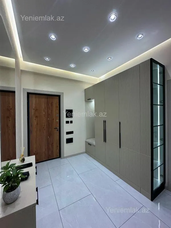 Satılır 3 otaqlı yeni tikili 66 m²