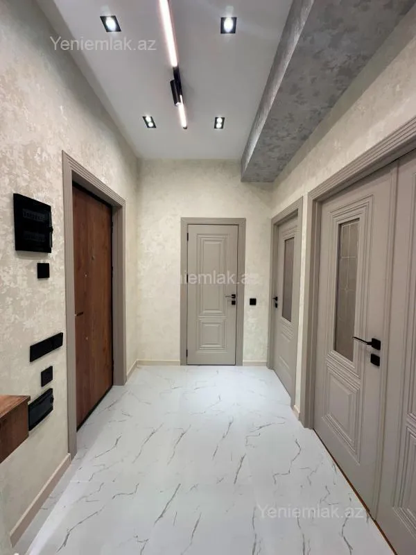 Satılır 2 otaqlı yeni tikili 55 m²