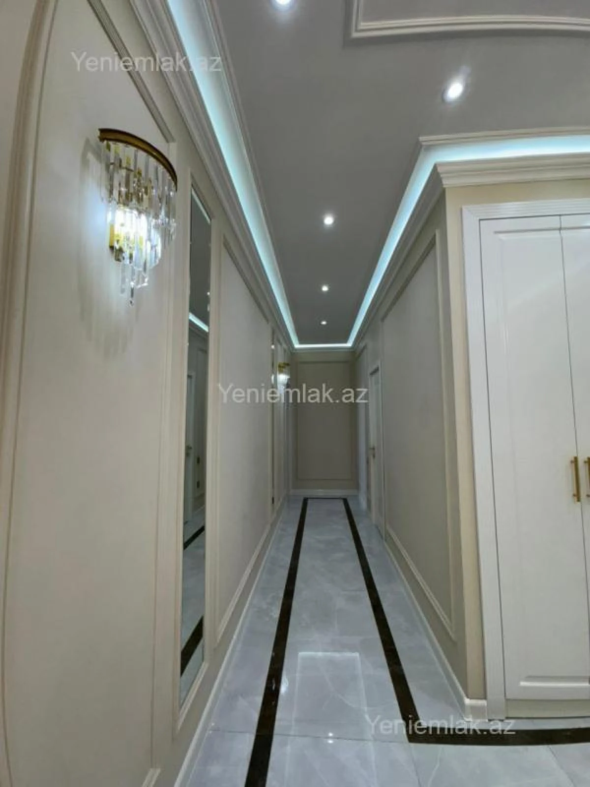 Satılır 2 otaqlı yeni tikili 103 m²