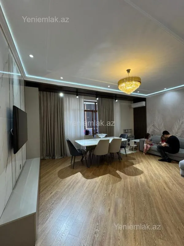 Satılır 2 otaqlı yeni tikili 103 m²