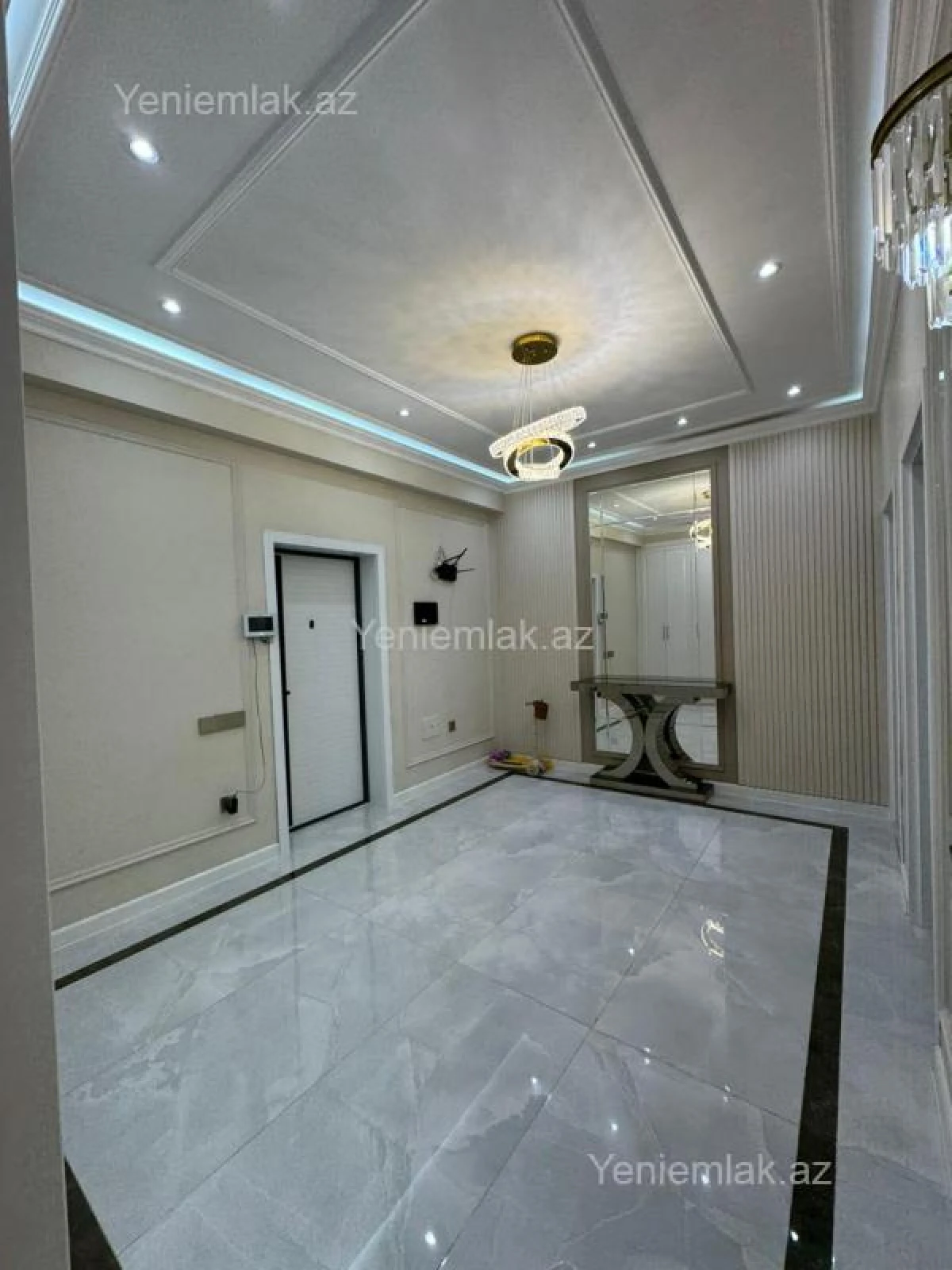 Satılır 2 otaqlı yeni tikili 103 m²