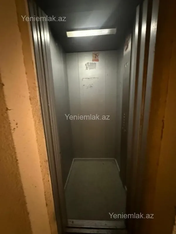 Satılır 3 otaqlı köhnə tikili 80 m²