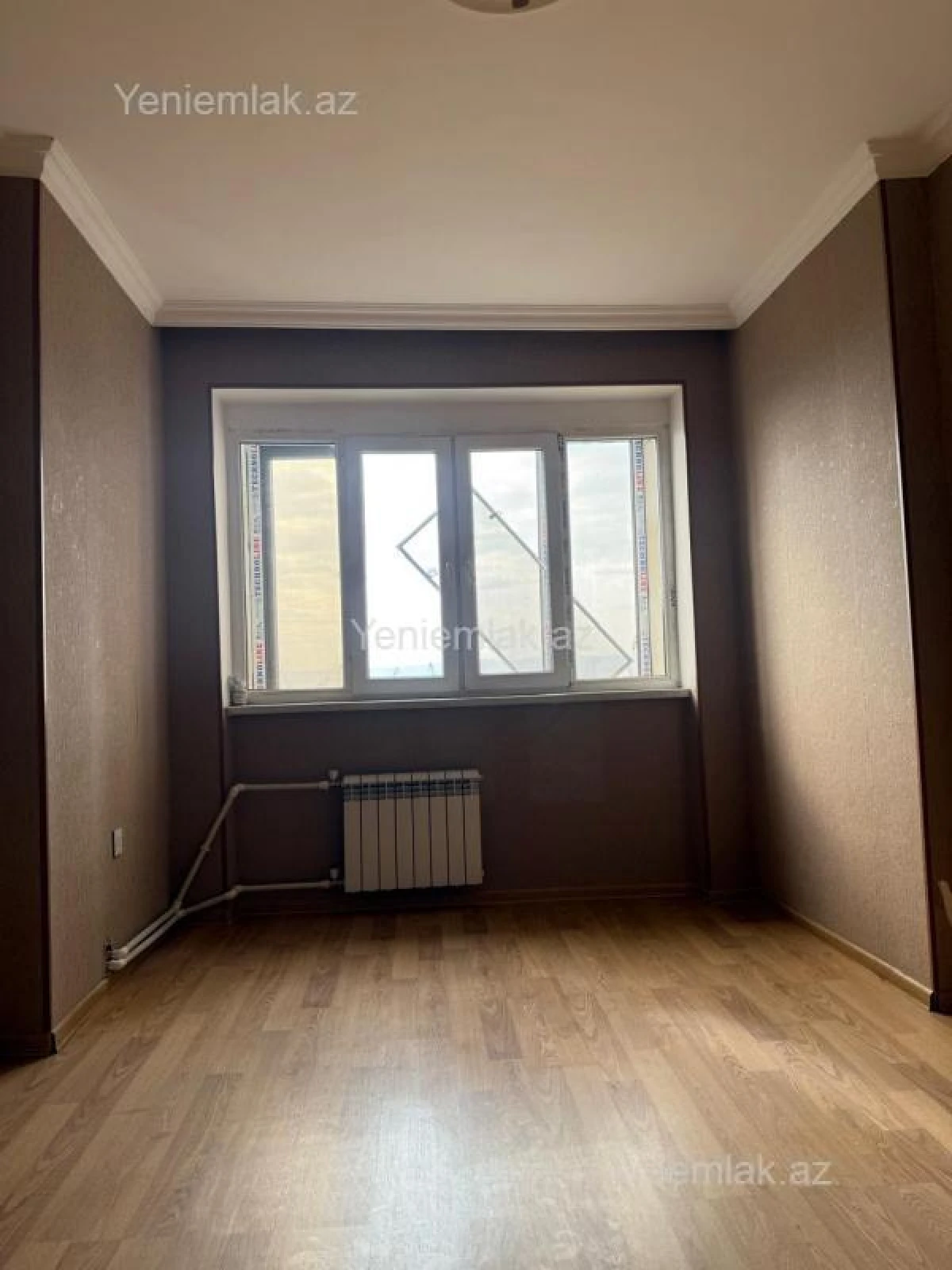 Satılır 3 otaqlı köhnə tikili 80 m²