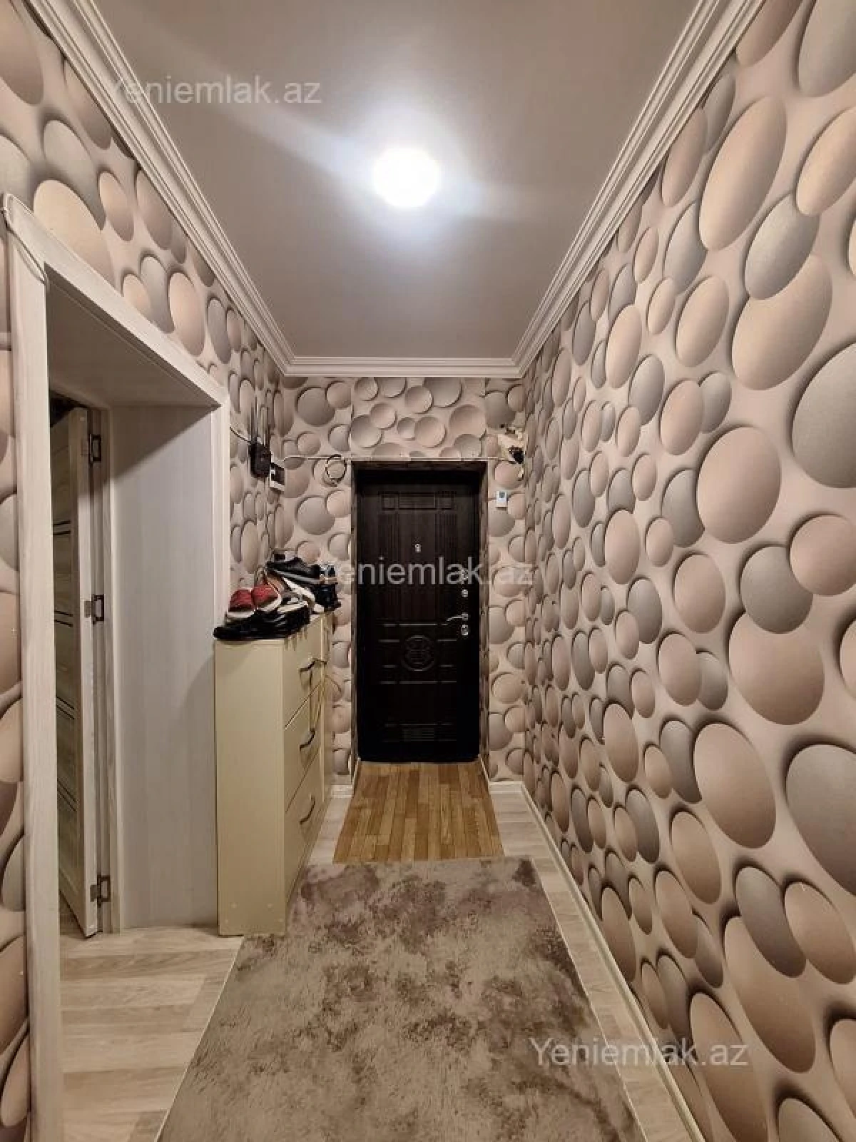 Satılır 4 otaqlı köhnə tikili 85 m²