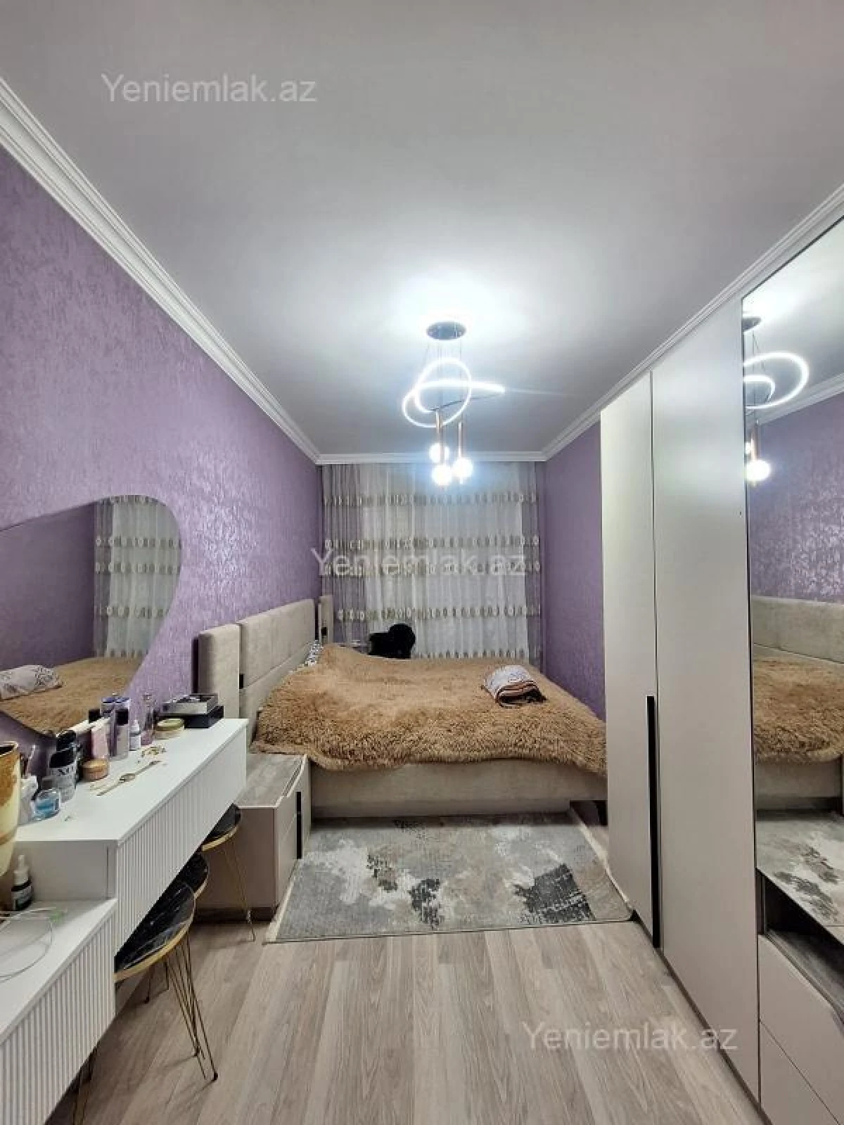 Satılır 4 otaqlı köhnə tikili 85 m²