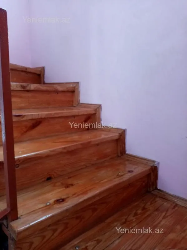 Satılır 5 otaqlı həyət evi 118 m²