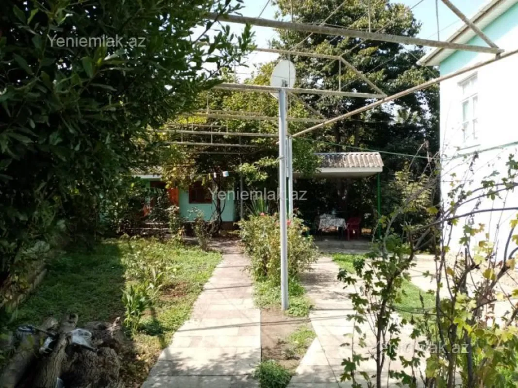 Satılır 5 otaqlı həyət evi 118 m²