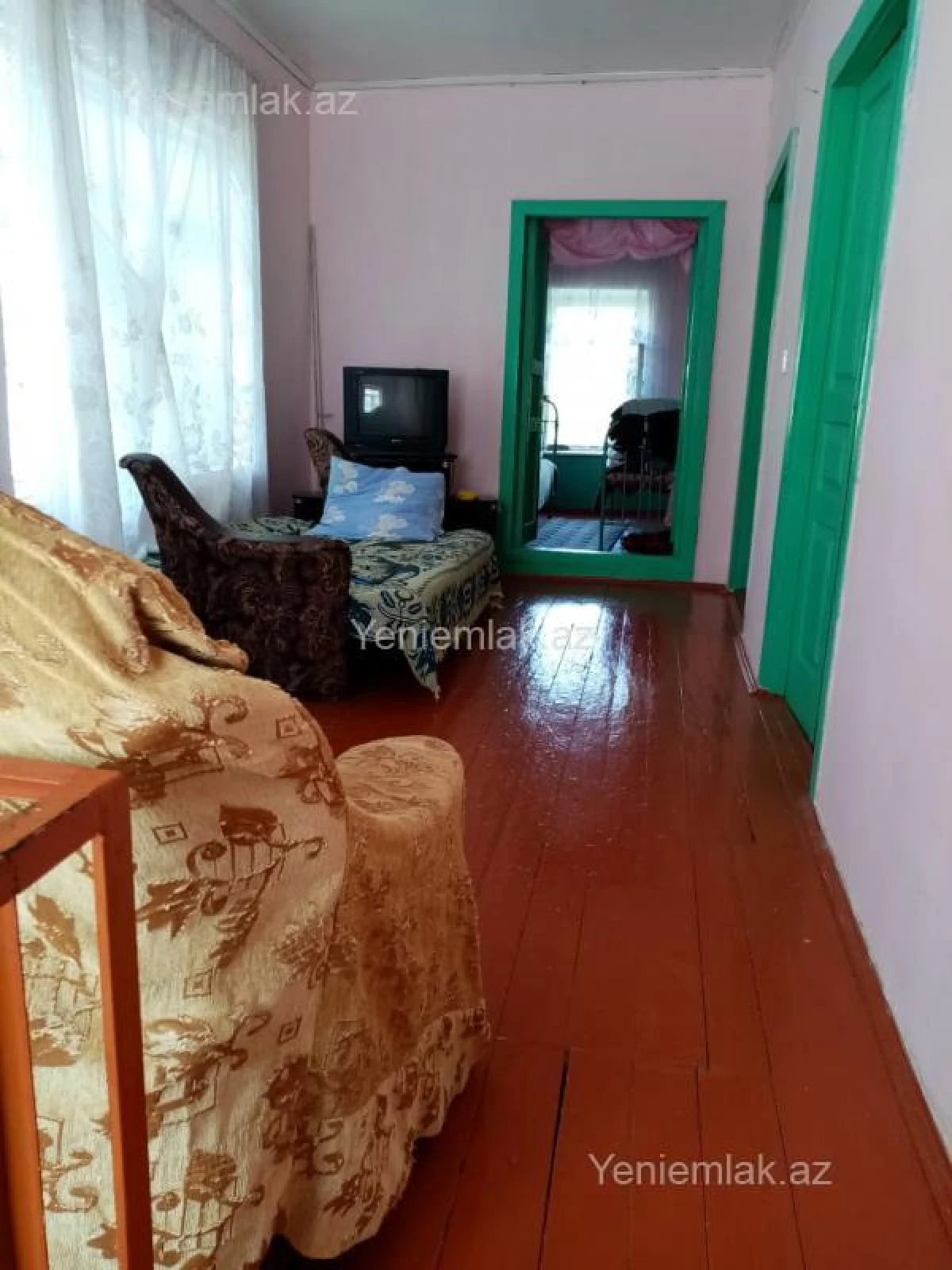 Satılır 5 otaqlı həyət evi 118 m²