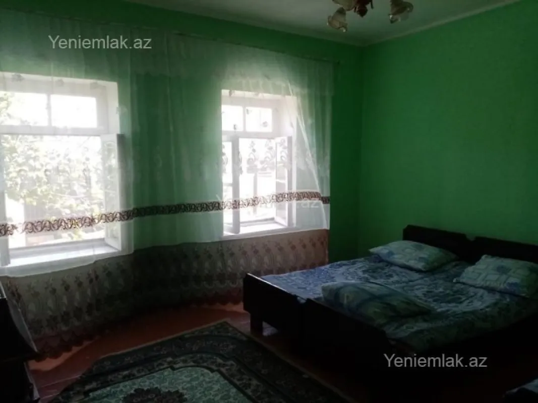 Satılır 5 otaqlı həyət evi 118 m²