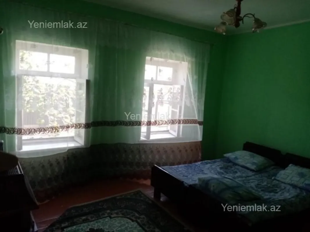 Satılır 5 otaqlı həyət evi 118 m²