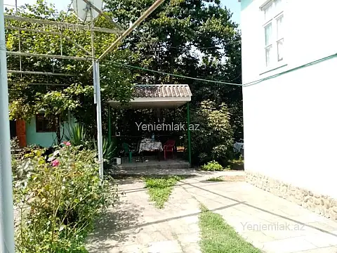 Satılır 5 otaqlı həyət evi 118 m²