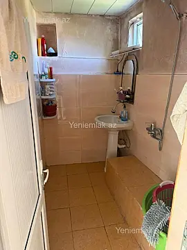 Satılır 6 otaqlı həyət evi 145 m²