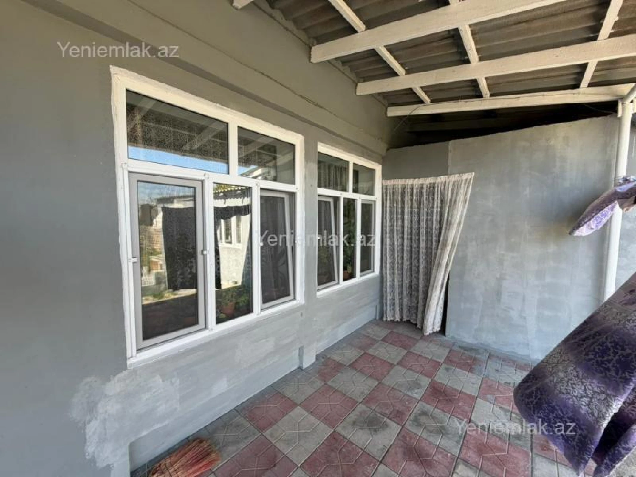 Satılır 6 otaqlı həyət evi 145 m²