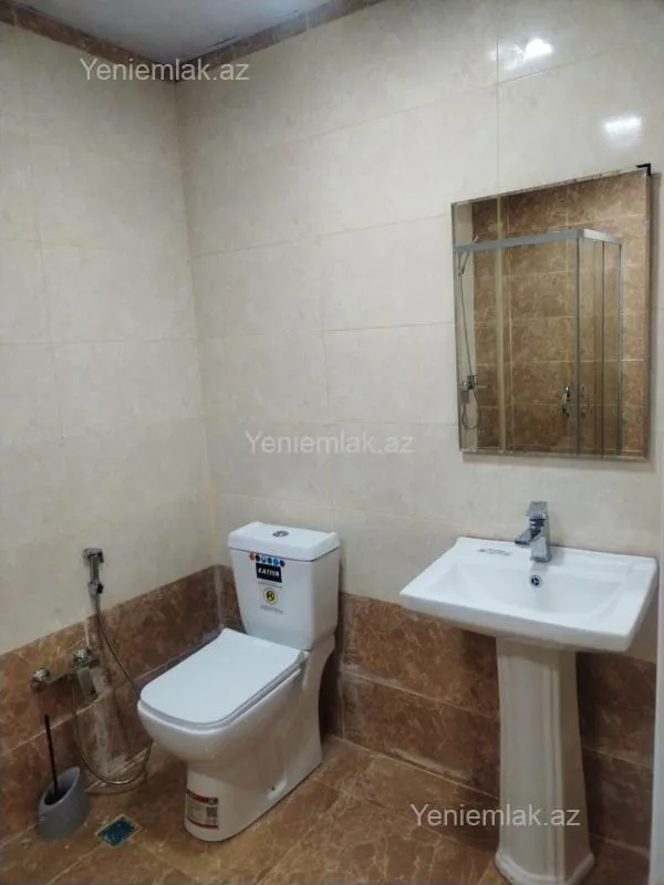 Satılır 2 otaqlı yeni tikili 75 m²