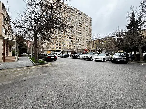Satılır 2 otaqlı köhnə tikili 38 m²
