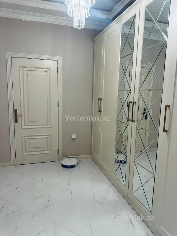 Satılır 3 otaqlı yeni tikili 101 m²