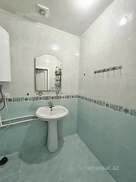Satılır 3 otaqlı köhnə tikili 60 m²