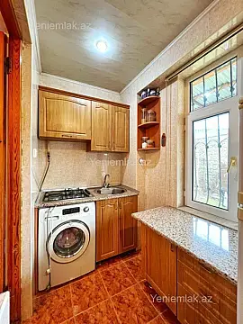 Satılır 3 otaqlı köhnə tikili 60 m²