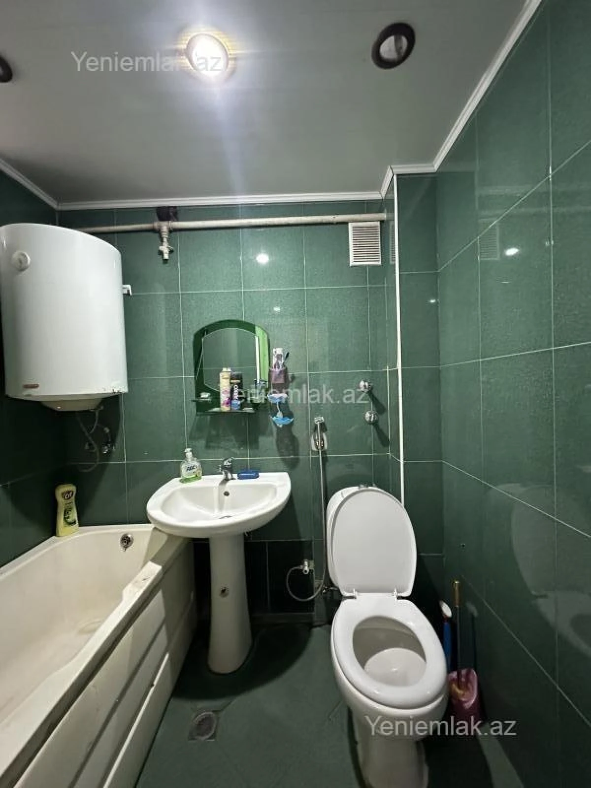 Satılır 3 otaqlı köhnə tikili 61 m²