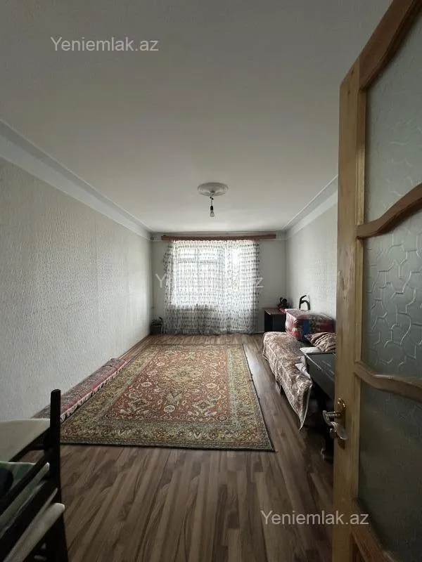 Satılır 3 otaqlı köhnə tikili 61 m²