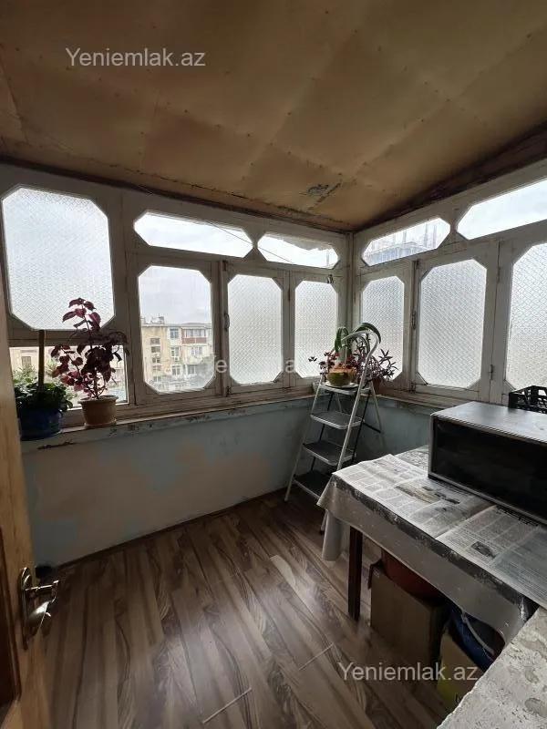 Satılır 3 otaqlı köhnə tikili 61 m²