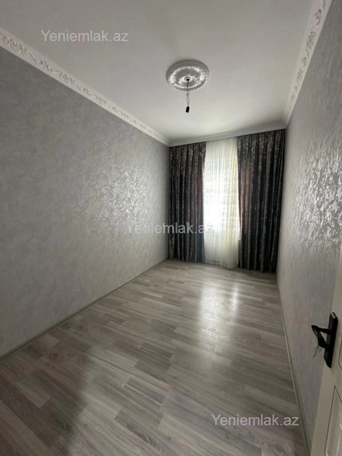 Satılır 4 otaqlı həyət evi 140 m²