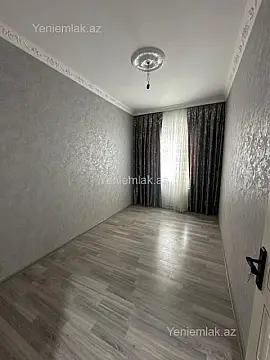 Satılır 4 otaqlı həyət evi 140 m²
