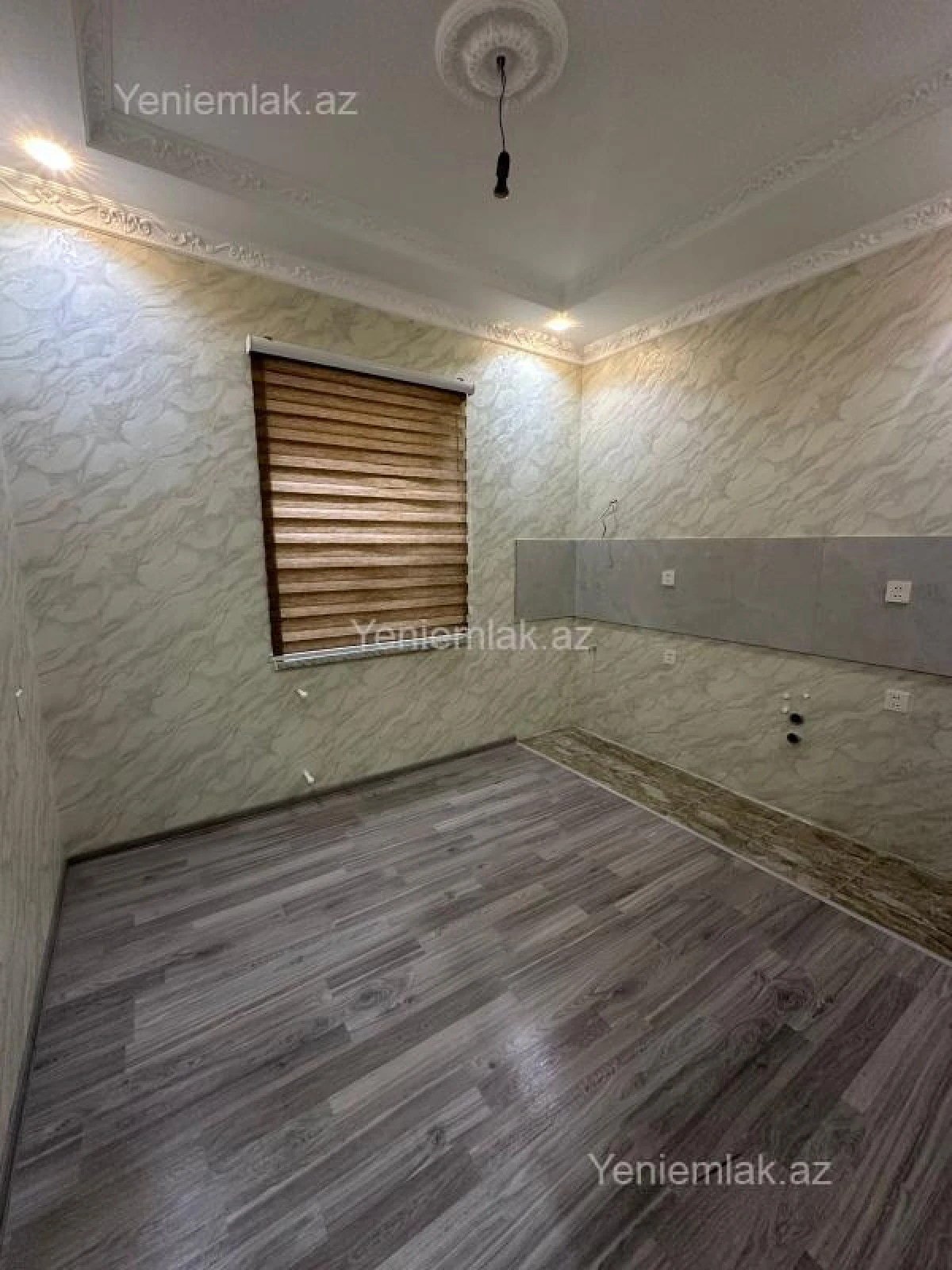 Satılır 4 otaqlı həyət evi 140 m²