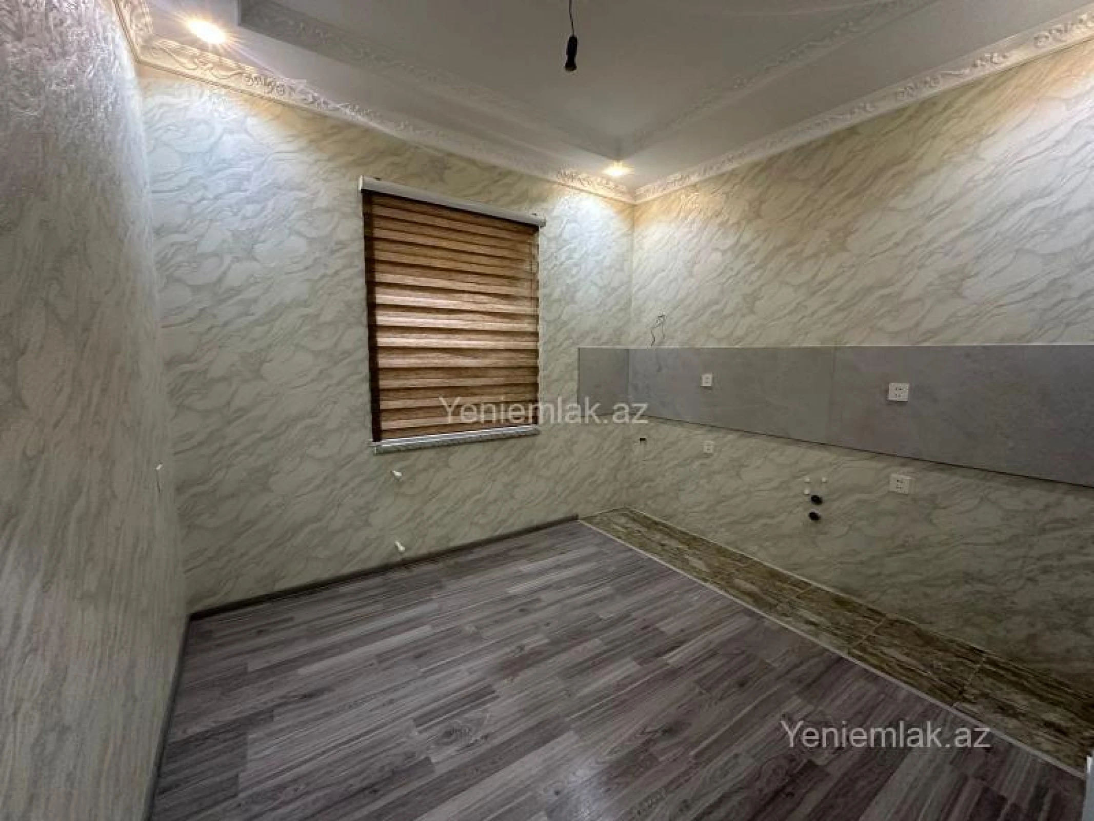 Satılır 4 otaqlı həyət evi 140 m²