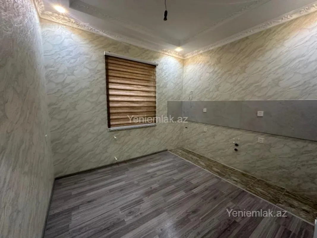 Satılır 4 otaqlı həyət evi 140 m²