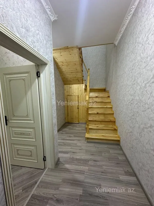 Satılır 4 otaqlı həyət evi 140 m²