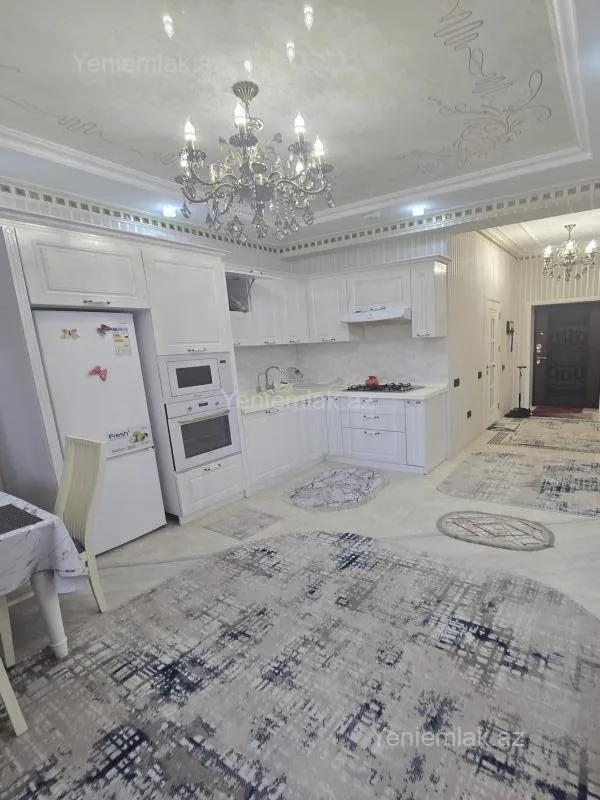 Satılır 3 otaqlı yeni tikili 63 m²