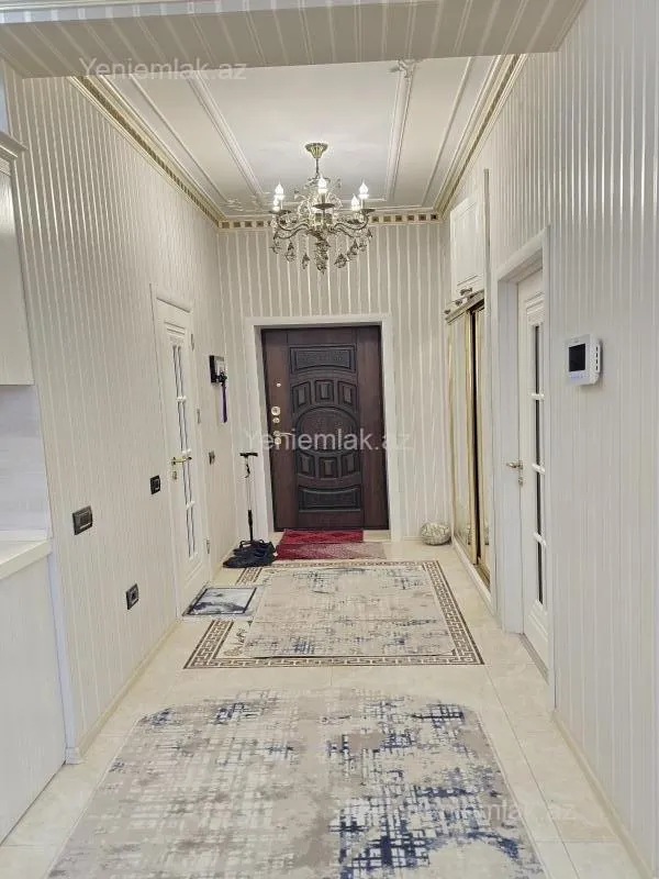 Satılır 3 otaqlı yeni tikili 63 m²