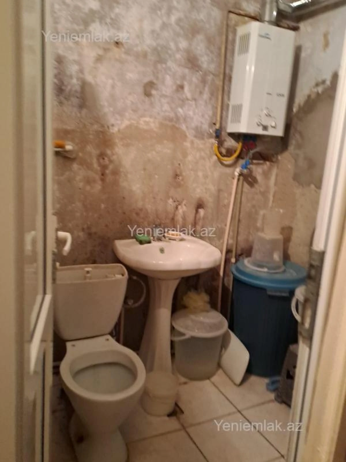 Satılır 1 otaqlı köhnə tikili 36 m²