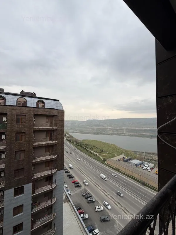 Satılır 2 otaqlı yeni tikili 78 m²