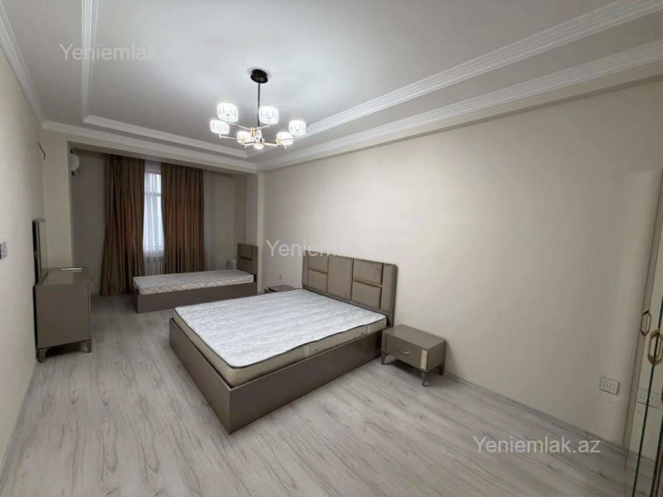 Satılır 2 otaqlı yeni tikili 78 m²