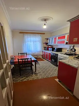 Satılır 2 otaqlı köhnə tikili 58 m²