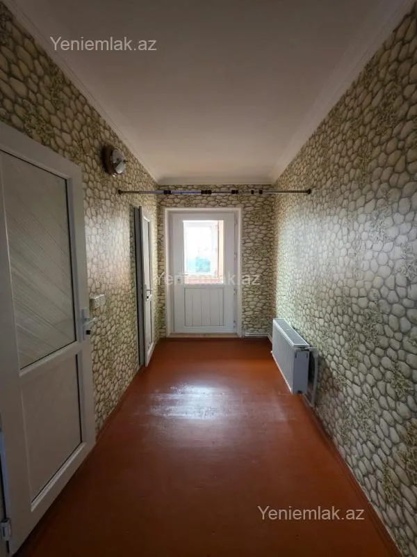 Satılır 2 otaqlı köhnə tikili 58 m²