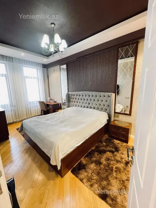 Satılır 2 otaqlı yeni tikili 68 m²