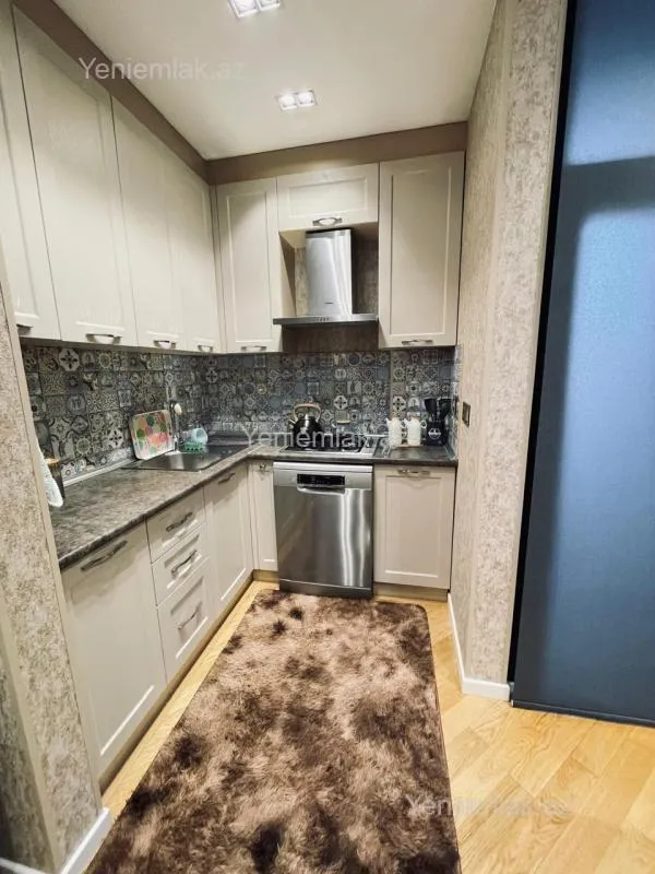 Satılır 2 otaqlı yeni tikili 68 m²