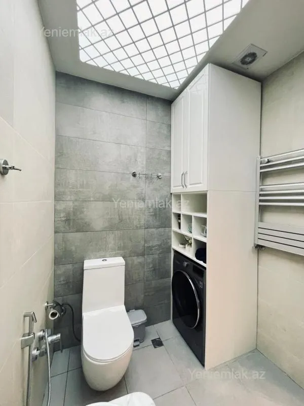 Satılır 2 otaqlı yeni tikili 68 m²